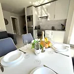 Atico Dio Vista Tipo Duplex Con Terraza Soleada Appartement