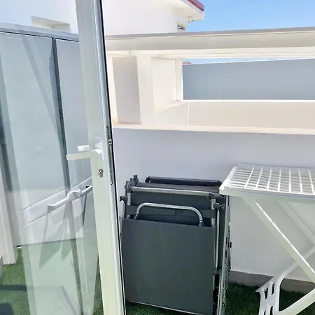ático Dio Vista Tipo Con Terraza Soleada Apartamento