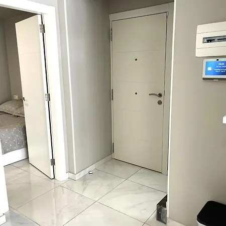 Atico Dio Vista Tipo Duplex Con Terraza Soleada Apartment *